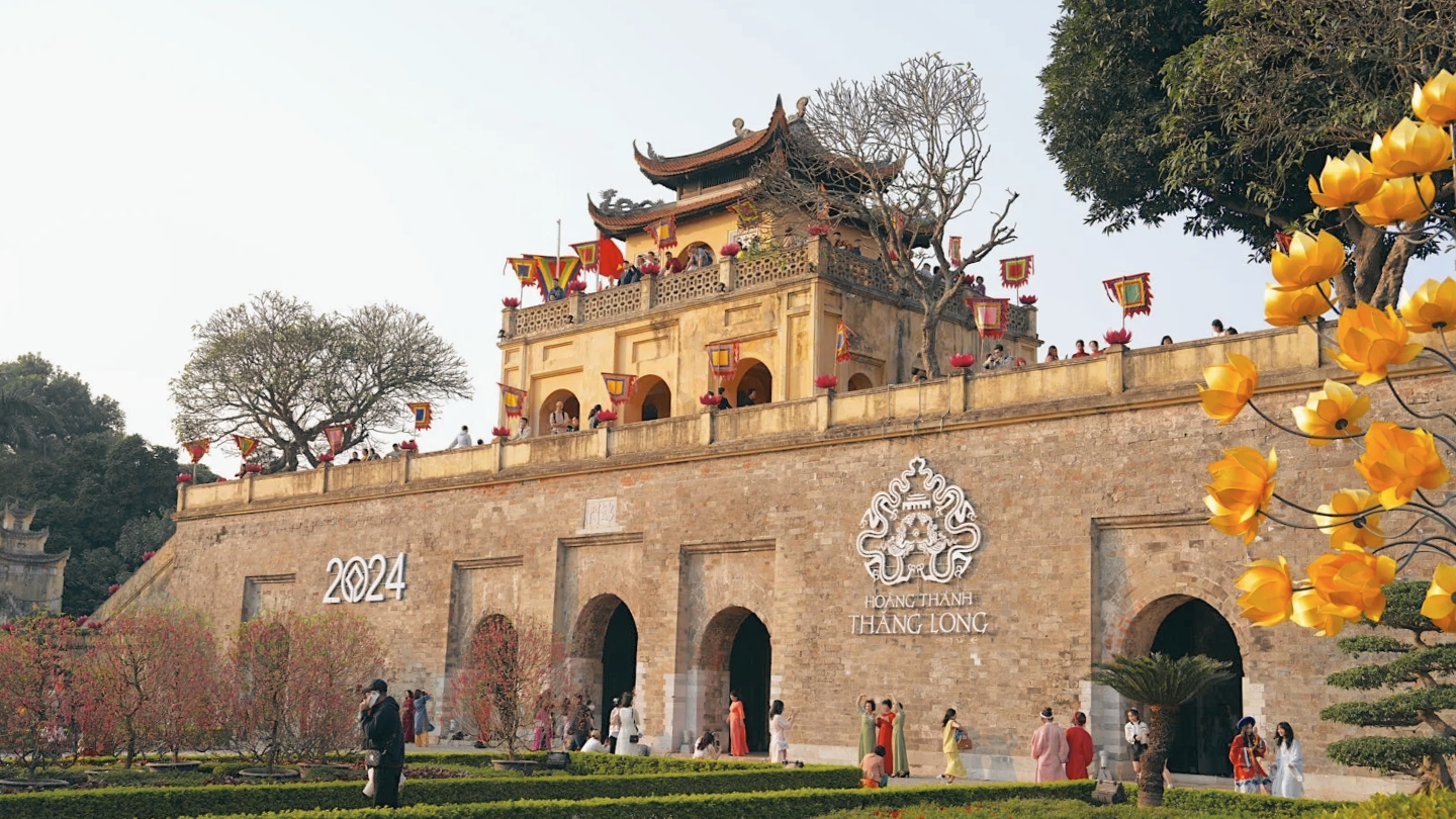 Visite De La Citadelle Impériale D'Hanoi